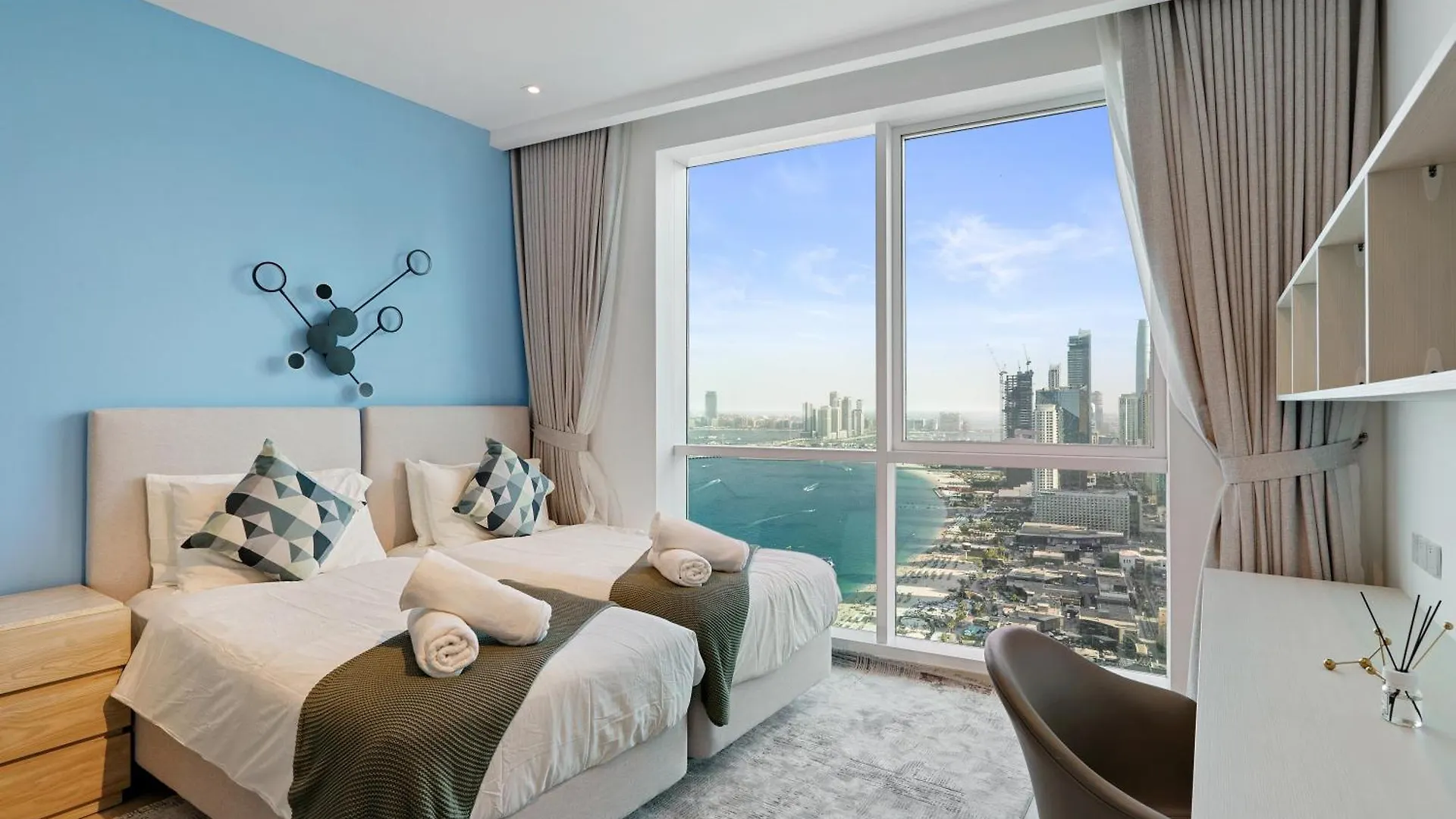 Apartment Ferrari Inspired Modern 3Bhk With Maids Room And Full Sea View Dubai