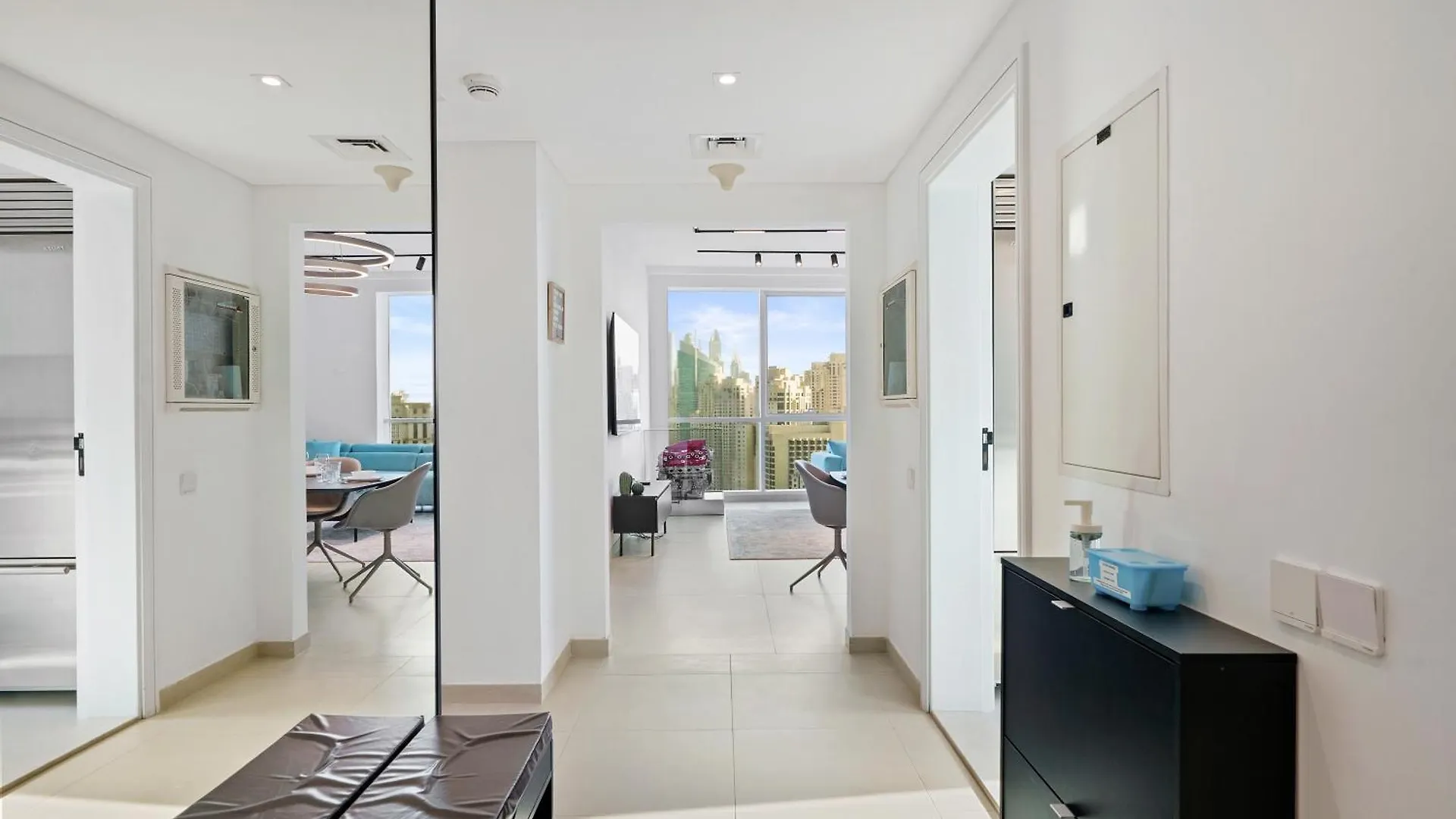 Ferrari Inspired Modern 3Bhk With Maids Room And Full Sea View Dubai